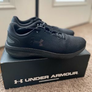 Under Armour Mens Charged Pursuit 2 Size 13, Black Running Shoes